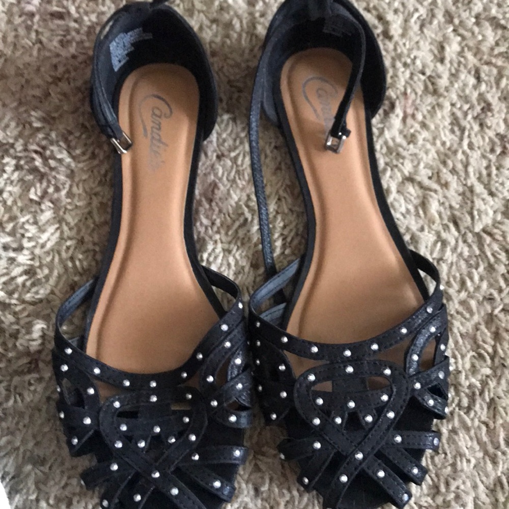 Black candies sandals